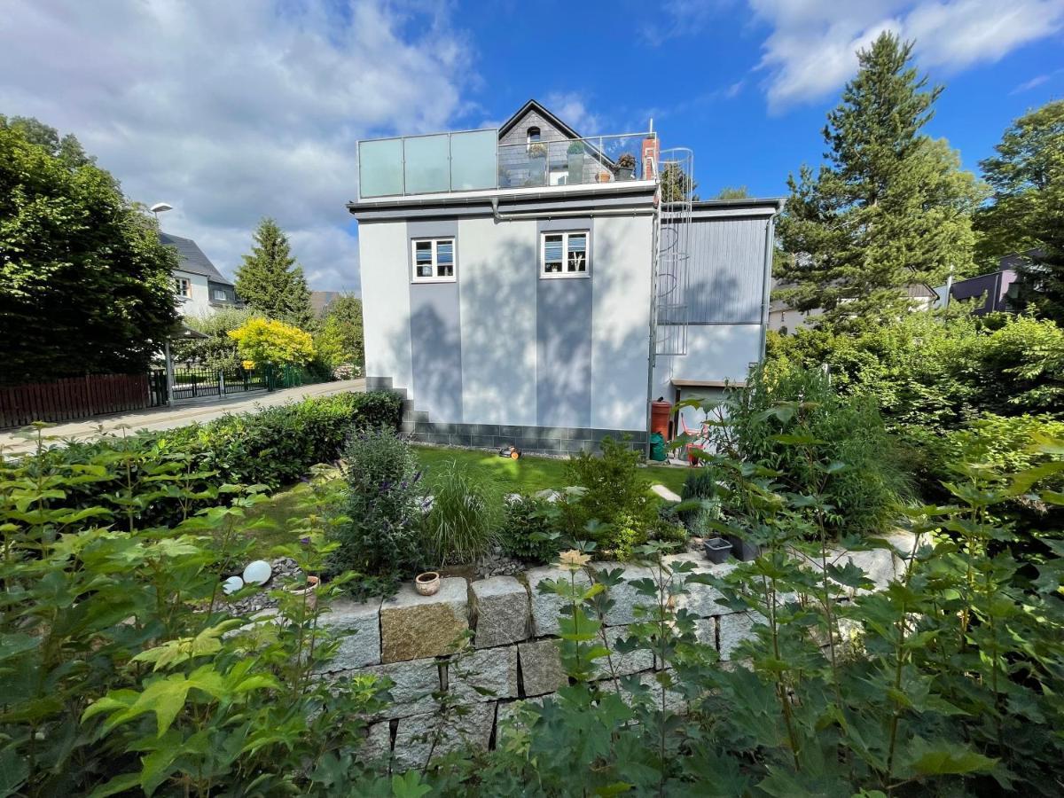 Ferienhaus Villa Adelsberg Mit Dachterrasse In Zentraler Lage Fuer Bis Zu 10 Personen Хемніц Екстер'єр фото