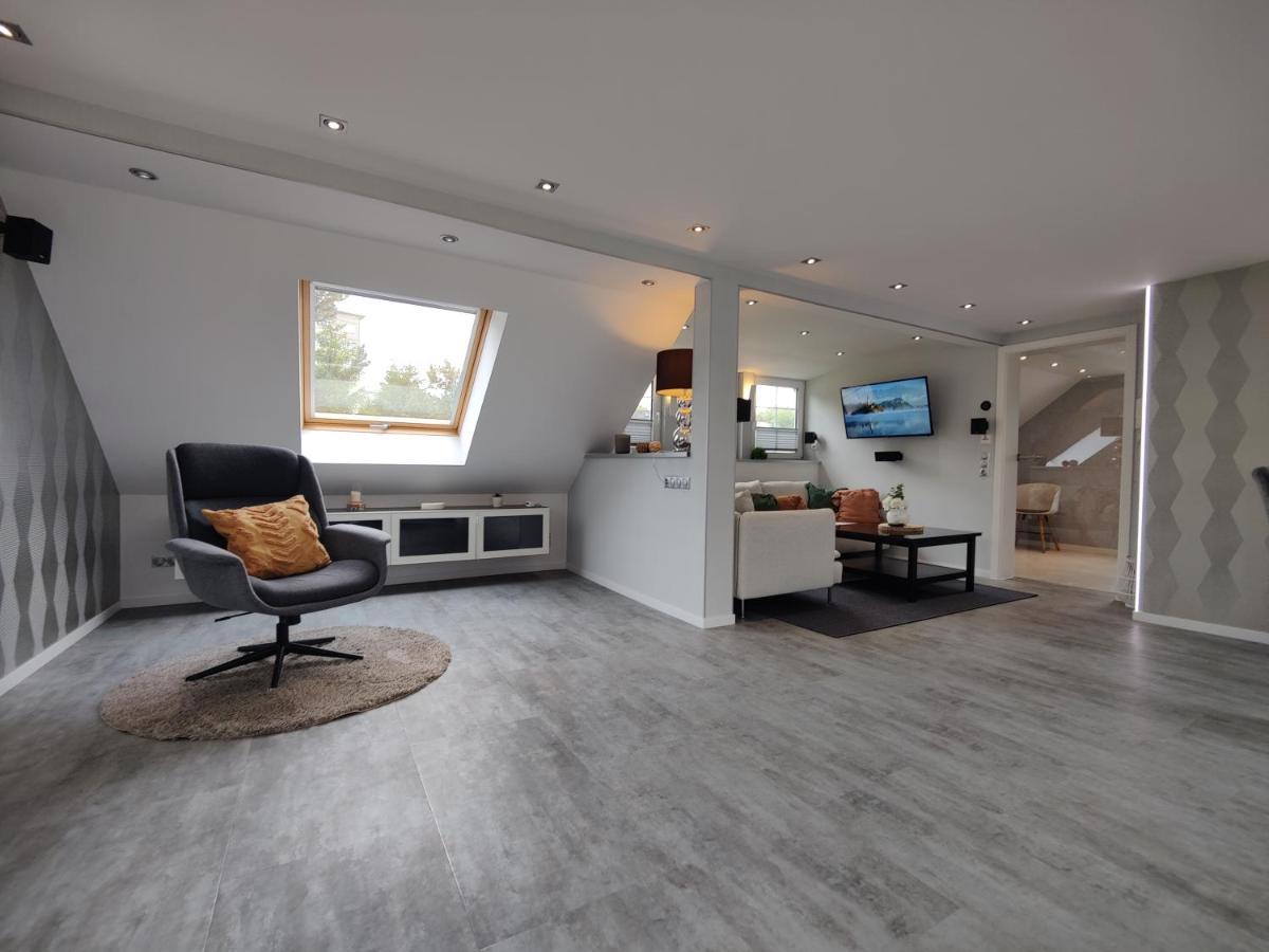Ferienhaus Villa Adelsberg Mit Dachterrasse In Zentraler Lage Fuer Bis Zu 10 Personen Хемніц Екстер'єр фото