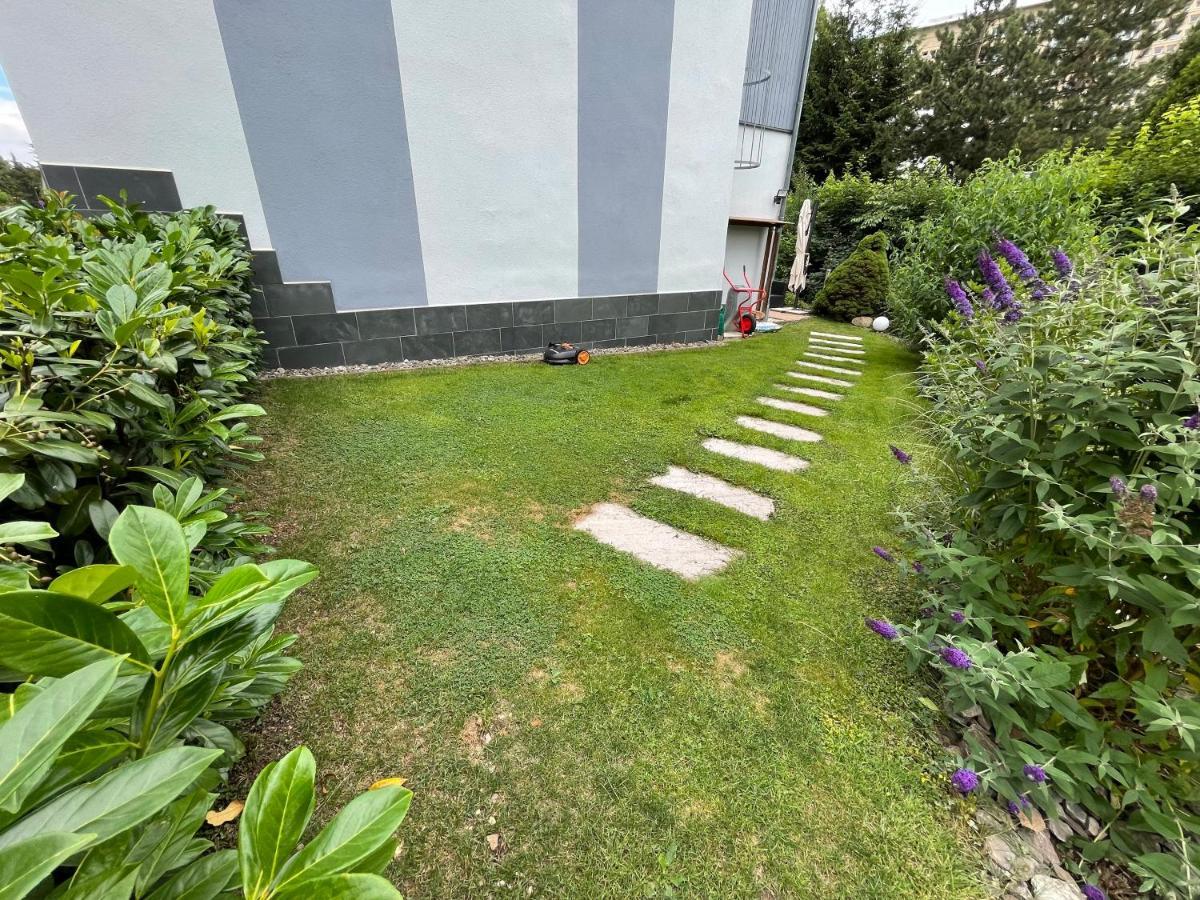 Ferienhaus Villa Adelsberg Mit Dachterrasse In Zentraler Lage Fuer Bis Zu 10 Personen Хемніц Екстер'єр фото