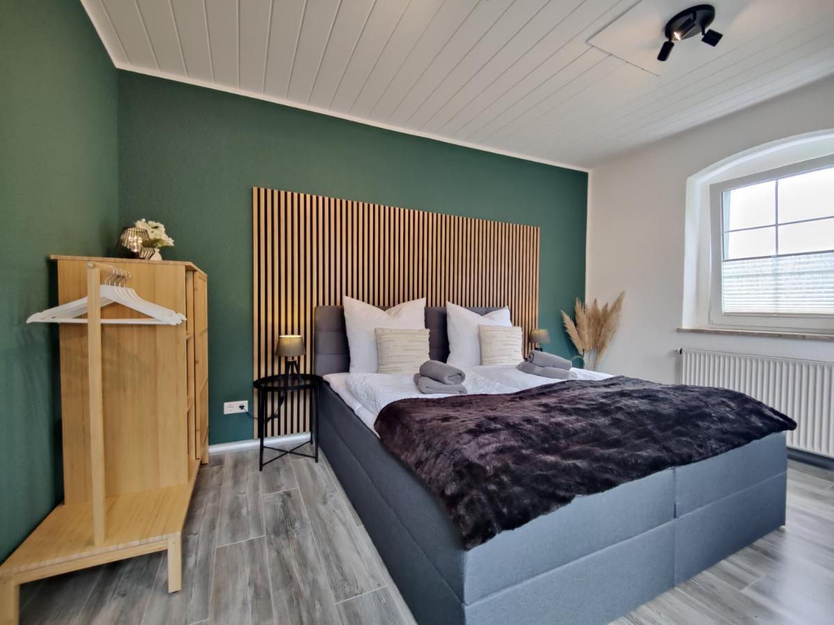 Ferienhaus Villa Adelsberg Mit Dachterrasse In Zentraler Lage Fuer Bis Zu 10 Personen Хемніц Екстер'єр фото