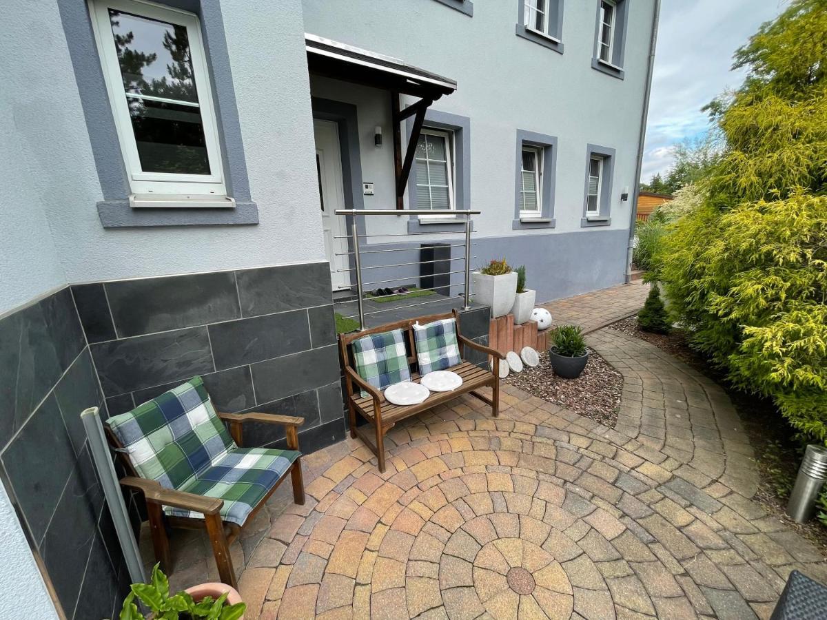 Ferienhaus Villa Adelsberg Mit Dachterrasse In Zentraler Lage Fuer Bis Zu 10 Personen Хемніц Екстер'єр фото